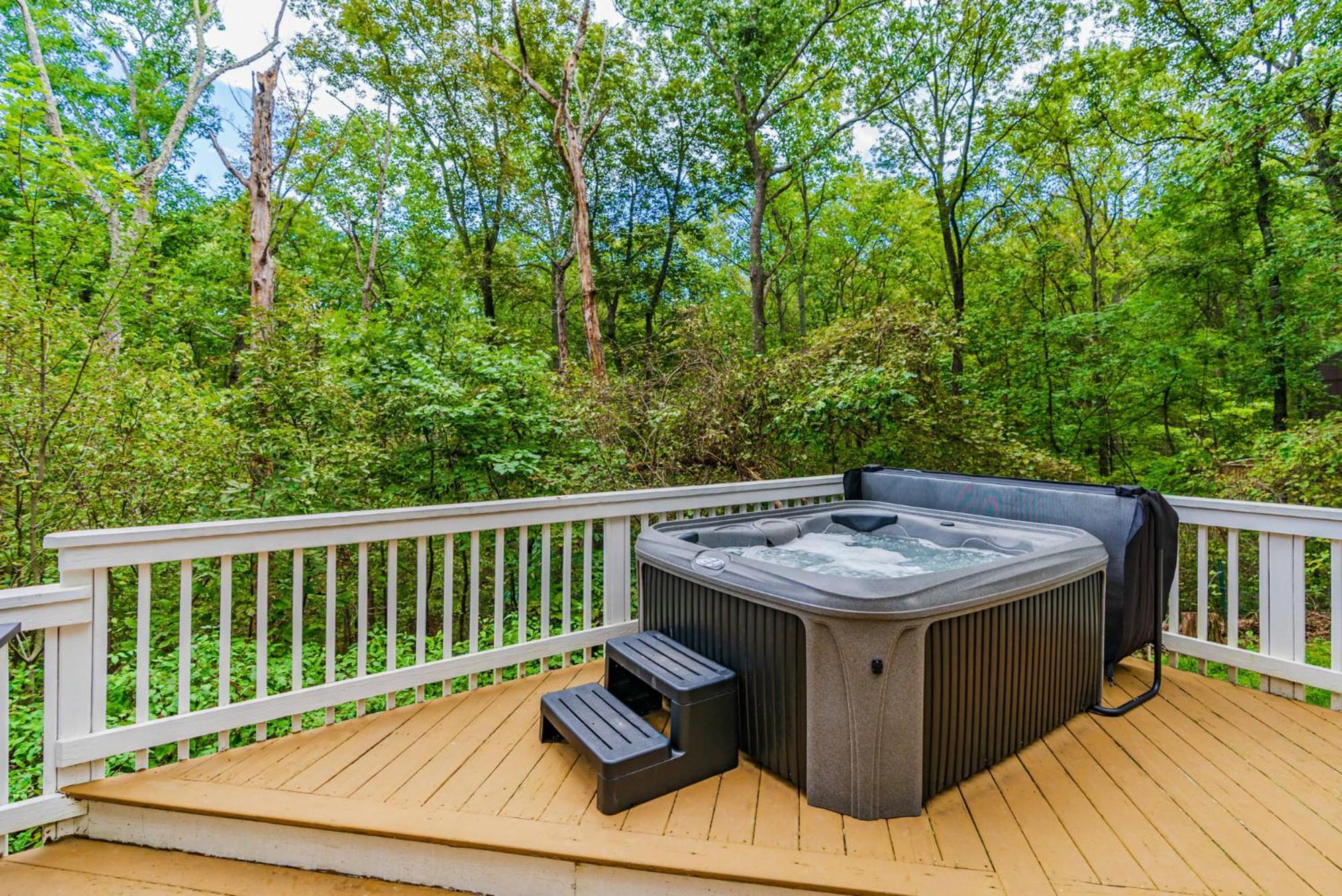 Hot Tub, Fire Pit, Deck, Grill, Wifi, Dog-Friendly Villa Inwood Exterior photo